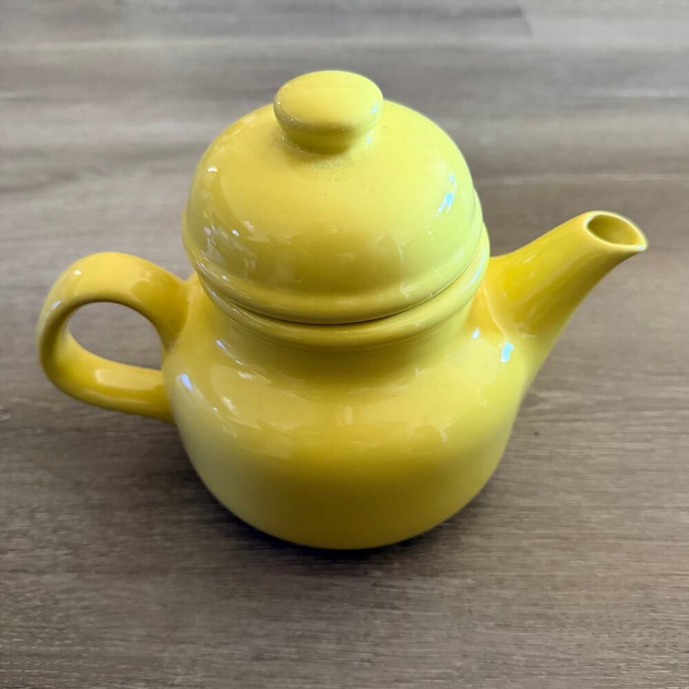 Rondo Gailstyn-Sutto Vintage Yellow Stoneware Teapot Japan 1983 Ceramic